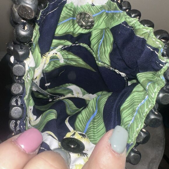 Francesca’s Black Wooden Beaded Crossbody Bag Pouch Floral Lining EUC - Picture 5 of 6